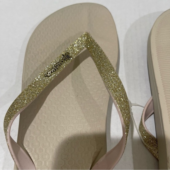 Women’s Ipanema Ana Beige Sparkle Flip Flops Size 11 US! - Picture 5 of 10